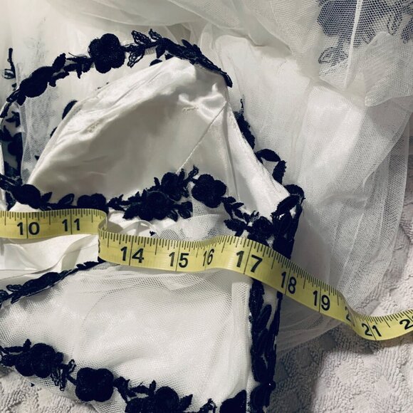 Say Yes to PROM WH Dress BLK Floral Lace Applique Open Back Straps Tulle Skirt 8 - Picture 16 of 16